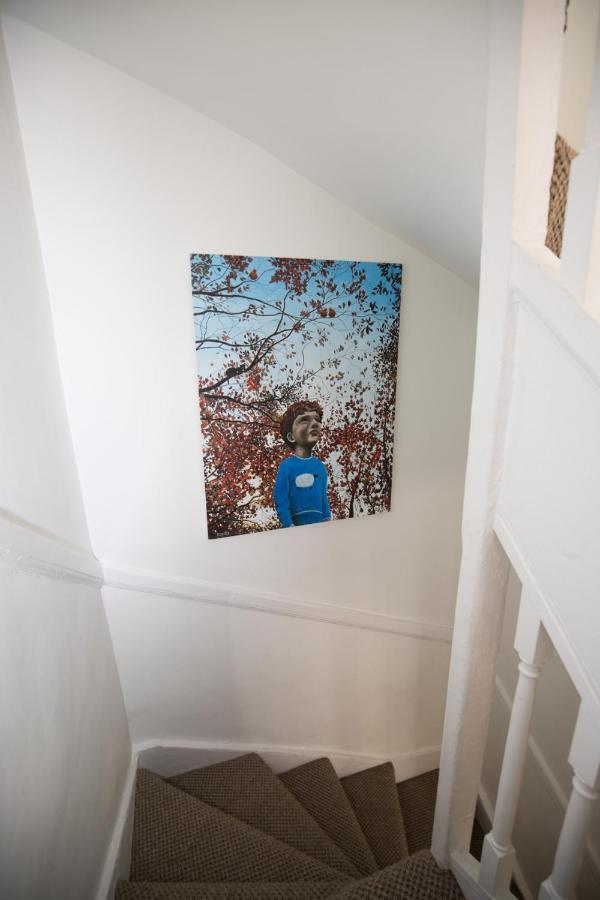 Central Georgian Townhouse With Free Parking บาธ ภายนอก รูปภาพ